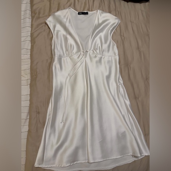 Zara Dresses & Skirts - Zara Satin Mini Dress in Ivory White